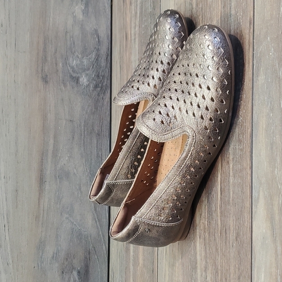 Cobb Hill Womens MALLKA Metallic Leather Flats slip on shoes sz 7.5 - Picture 3 of 14